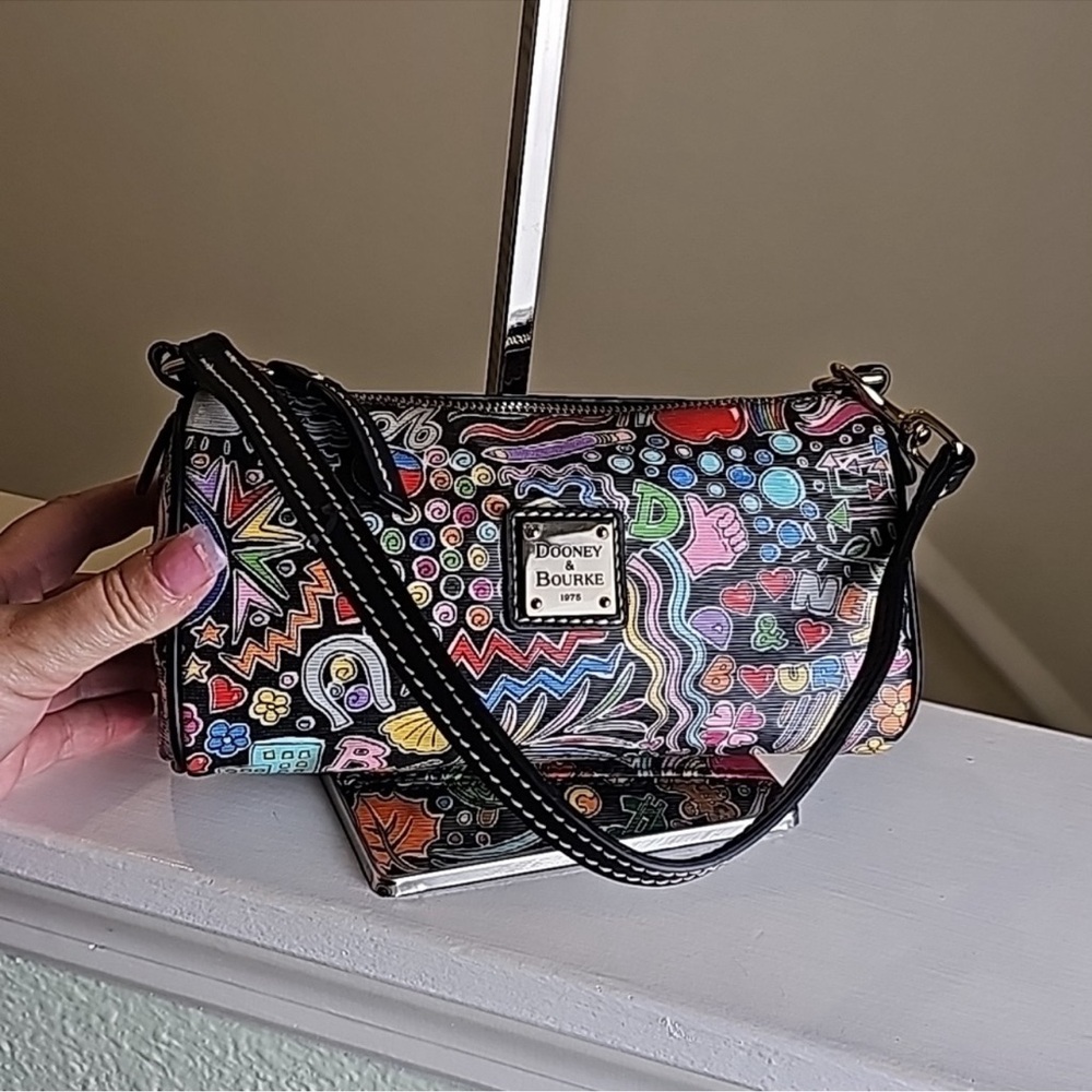 Y2K Dooney & Bourke Whimsy Print Goldtone Hardware Leather Trim Minibag Y2K - Picture 11 of 16